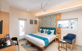 Cozzet Victoria Hotel